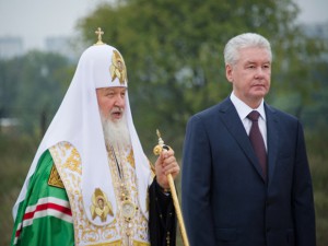 Сергей Собянин побывал на освящении реставрируемого Князь-Владимирского храма