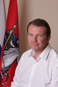 Михаил Львов: И депутаты, и жители с осторожностью относятся к введению платных парковок