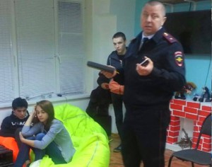 Полицейские района Нагатинский затон рассказали молодежи о своей работе