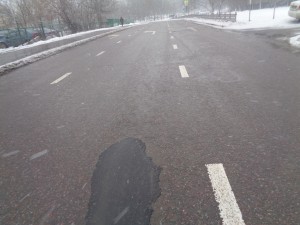 По обращениям жителей на портал «Наш город» отремонтировали дороги на двух улицах Нагатинского затона