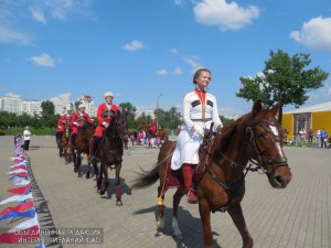 Кремлевская школа верховой езды выступила в Коломенском