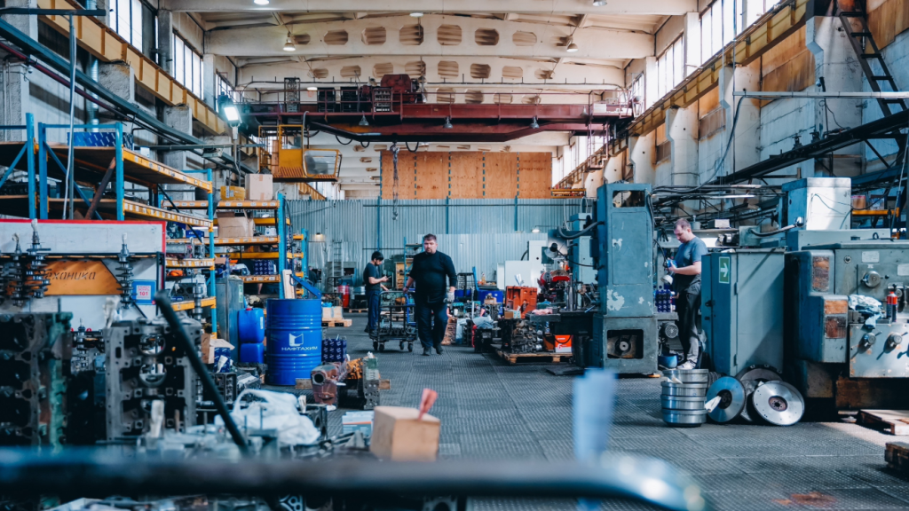 Сотрудники Колледжа связи №54 имени Петра Вострухина провели экскурсию для будущих абитуриентов. Фото: официальная страница Колледжа связи №54 имени Петра Вострухина в социальных сетях