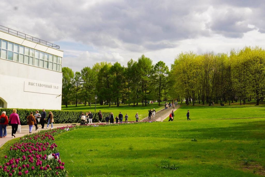 В музее-заповеднике «Коломенское» проведут второй этап работ по благоустройству и развитию территории. Фото: Ксения Догонашева, «Вечерняя Москва»