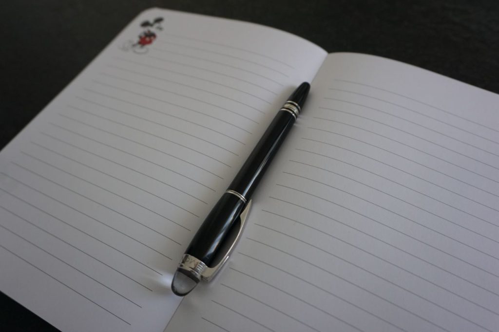 Персонал школы №1375 пригласил юных горожан на день открытых дверей в предпрофессиональных классах. Фото: Дарья Казачок, «Вечерняя Москва»