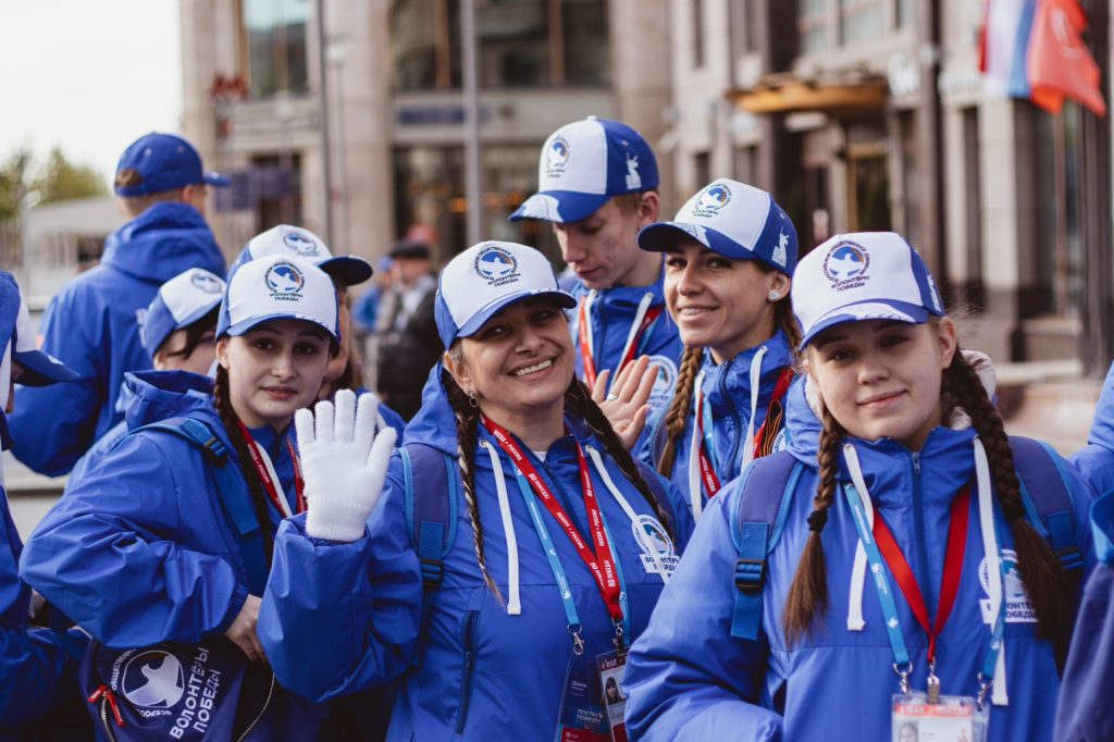 Волонтеры Колледжа связи №54 имени Петра Вострухина приняли участие в мероприятиях в честь Дня Победы. Фото: официальная страница Колледжа связи №54 имени Петра Вострухина в социальных сетях