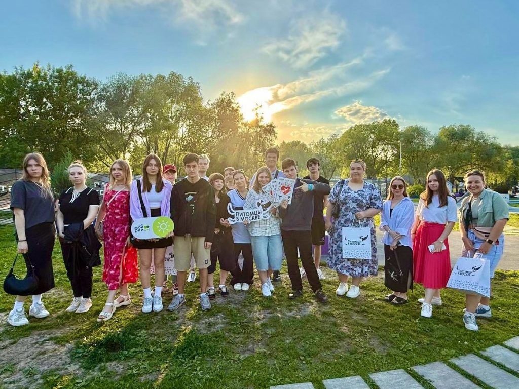 Участники Молодежной палаты Нагатинского Затона посетили кинологическую лекцию. Фото: официальная страница Молодежной палаты района Нагатинский Затон в социальных сетях