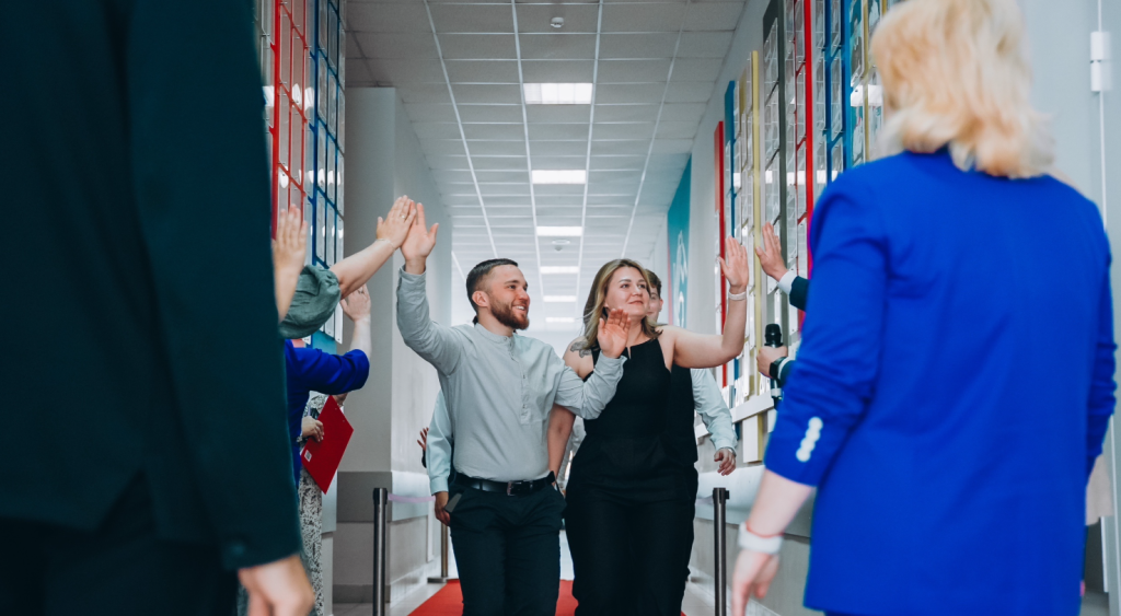 Церемония награждения студентов прошла в Колледже связи №54 имения Петра Вострухина. Фото: официальная страница Колледжа связи №54 имени Петра Вострухина в социальных сетях