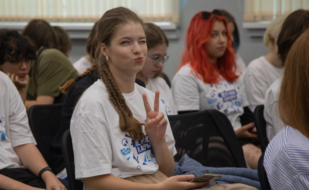 Второй поток проекта «Лето моей карьеры» в стенах МГКЭИТ завершился. Фото: официальная страница Московского государственного колледжа электромеханики и информационных технологий в социальных сетях