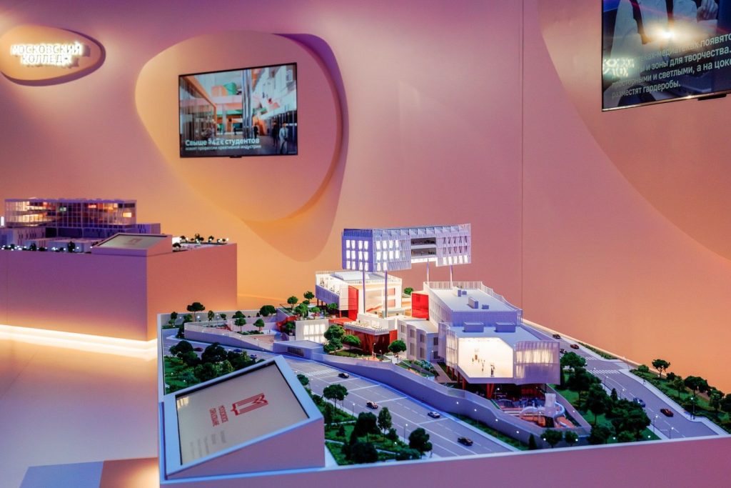 Будущее телекоммуникаций: студенты Колледжа связи №54 проводят уникальные мастер-классы. Фото: официальная страница Колледжа связи №54 в социальных сетях