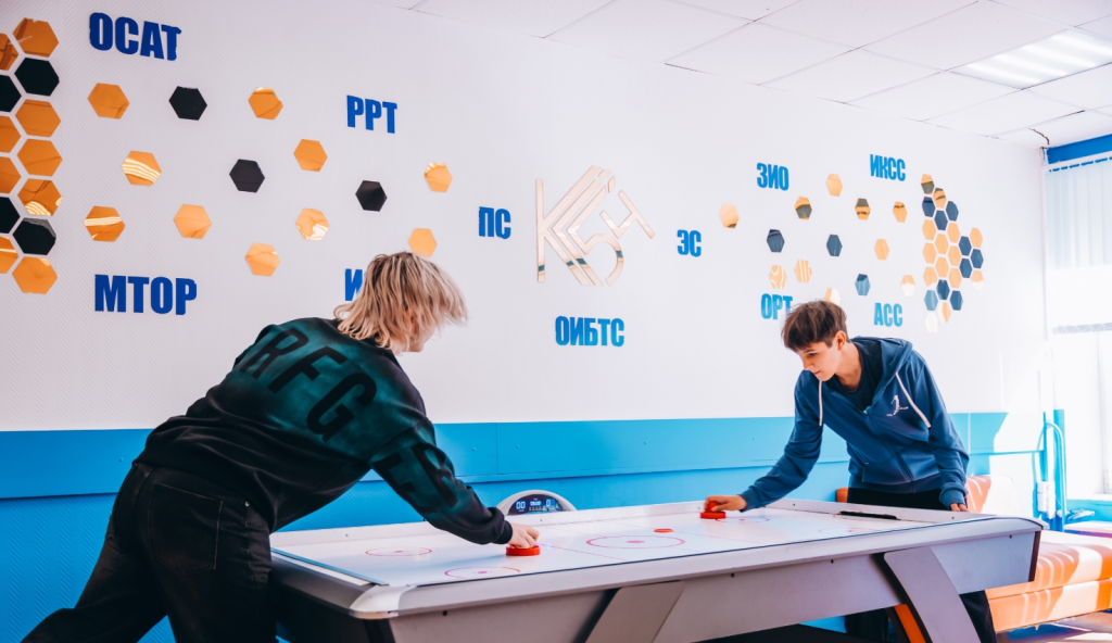 Марафон активных перемен запустили в Колледже связи №54 имени Петра Вострухина. Фото: официальная страница Колледжа связи №54 имени Петра Вострухина в социальных сетях