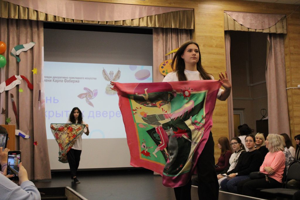 День открытых дверей прошел в Колледже ДПИ имени Карла Фаберже. Фото: официальная страница Колледжа декоративно-прикладного искусства имени Карла Фаберже