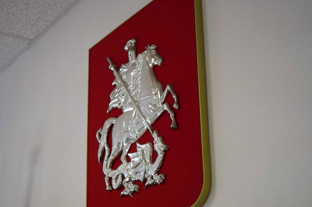 Инспекцию территории провела глава управы района Нагатинский Затон. Фото: Анна Быкова, «Вечерняя Москва»