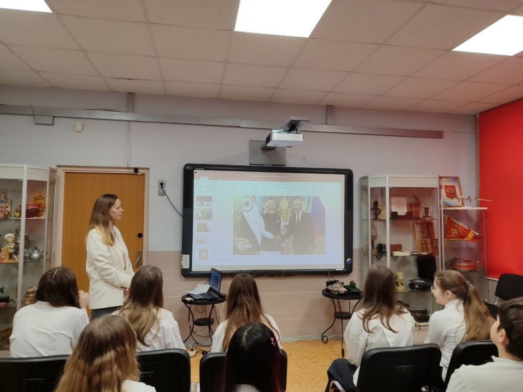 Урок о межкультурном общении провели в школе №1375. Фото: страница школы №1375 в социальных сетях