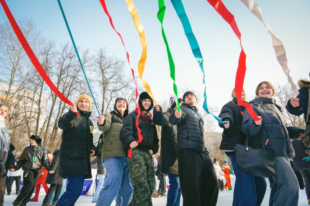 Студенты КС №54 имени Петра Вострухина приняли участие в организации празднования Масленицы. Фото: официальная страница Колледжа связи №54 имени Петра Вострухина в социальных сетях