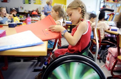 Частным школам, обучающим детей-инвалидов, столичные власти предоставят субсидии
