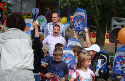 25 августа в Москве начнут работать пункты сбора помощи в рамках благотворительной акции «Семья помогает семье: готовимся к школе!»