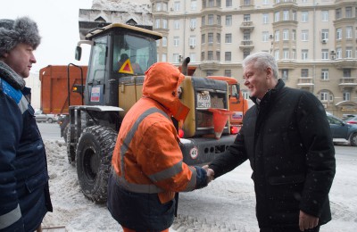 Мэр Москвы Сергей Собянин: Уборка снега идет круглосуточно