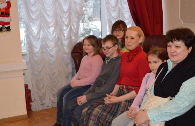 Родители школьников района Нагатинский затон встретились с инспекторами ГИБДД