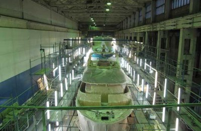 «Под знаком воды»: об истории судостроительного завода на улице Речников
