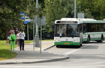 Почти 350 автобусов дополнительно выйдут на столичные маршруты с началом осени