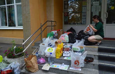 Жители района приняли участие в раздельном сборе мусора