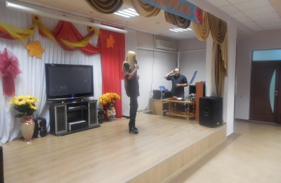 Ко Дню народного единства в местном центре соцобслуживания организовали праздничный концерт