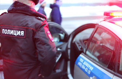 В Южном Руководитель и работники автосалона задержаны по подозрению в мошенничествестолицы полицейскими задержаны подозреваемые в разбойном нападении
