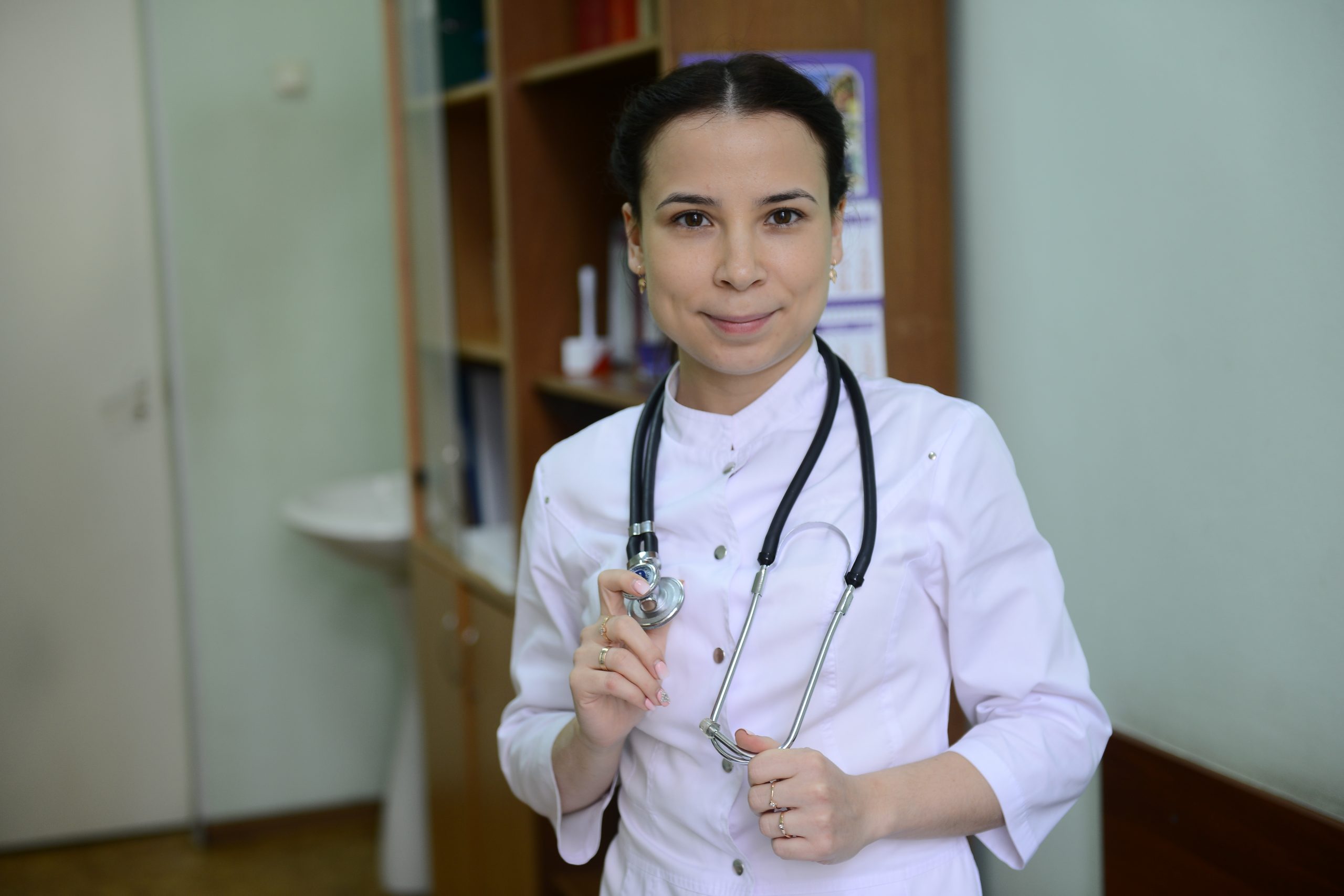 Работа врачом терапевтом в москве