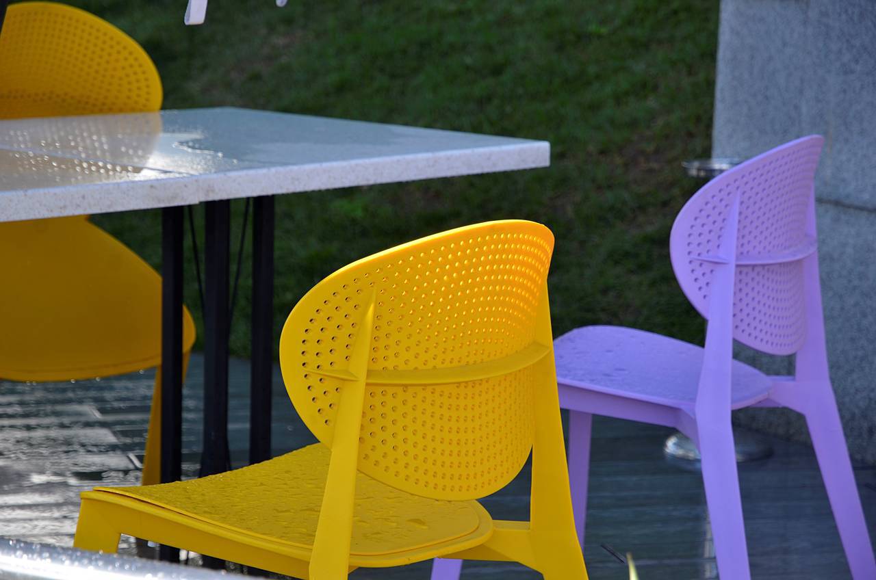 С 1 апреля вступает в силу упрощенный порядок размещения летних веранд определенного типа. Фото: Анна Быкова, «Вечерняя Москва» Фото: С 1 апреля вступает в силу упрощенный порядок размещения летних веранд определенного типа. Фото: Анна Быкова, «Вечерняя Москва»