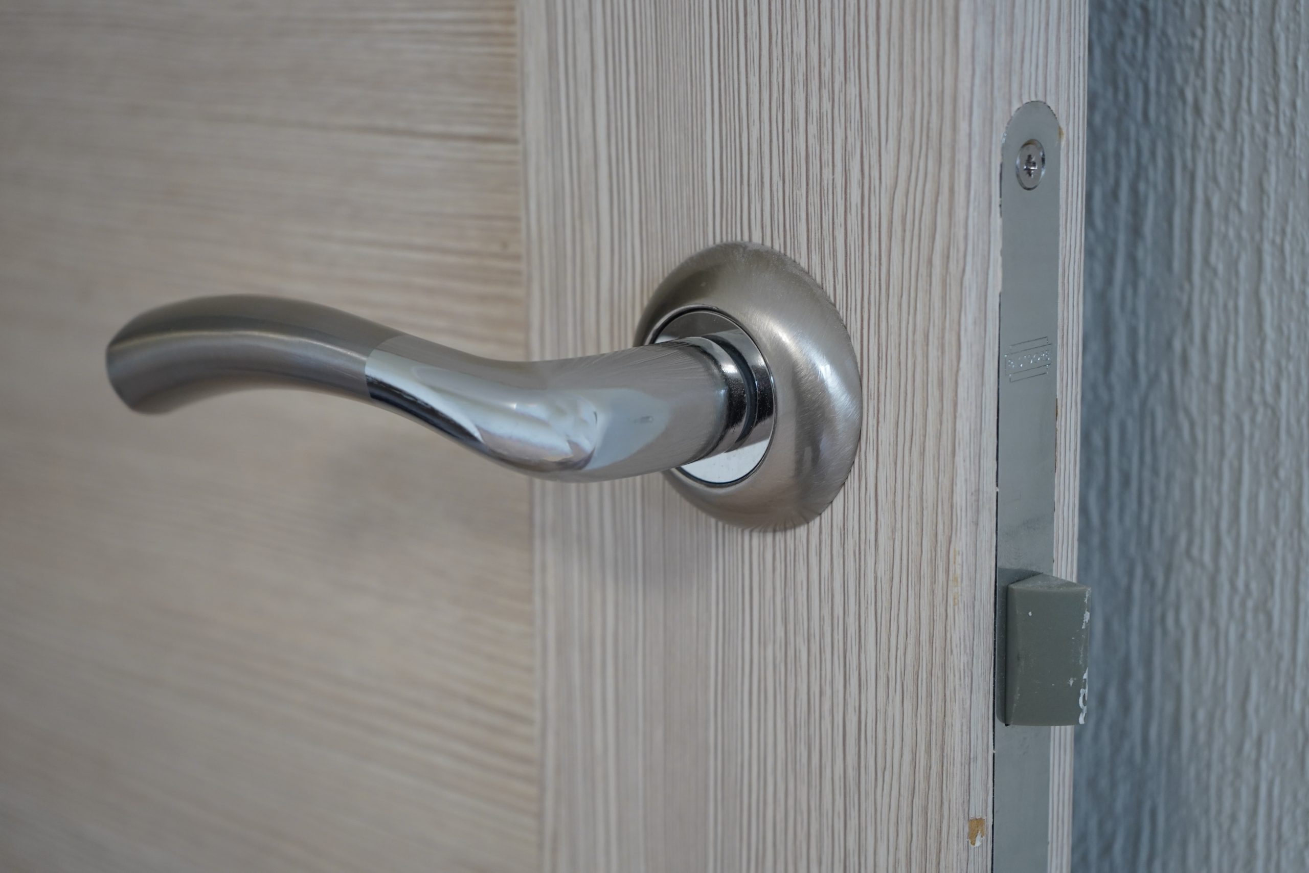 Ветерану Великой Отечественной войны отремонтировали квартиру в Нагатинском затоне. Фото: Анна Быкова, «Вечерняя Москва»