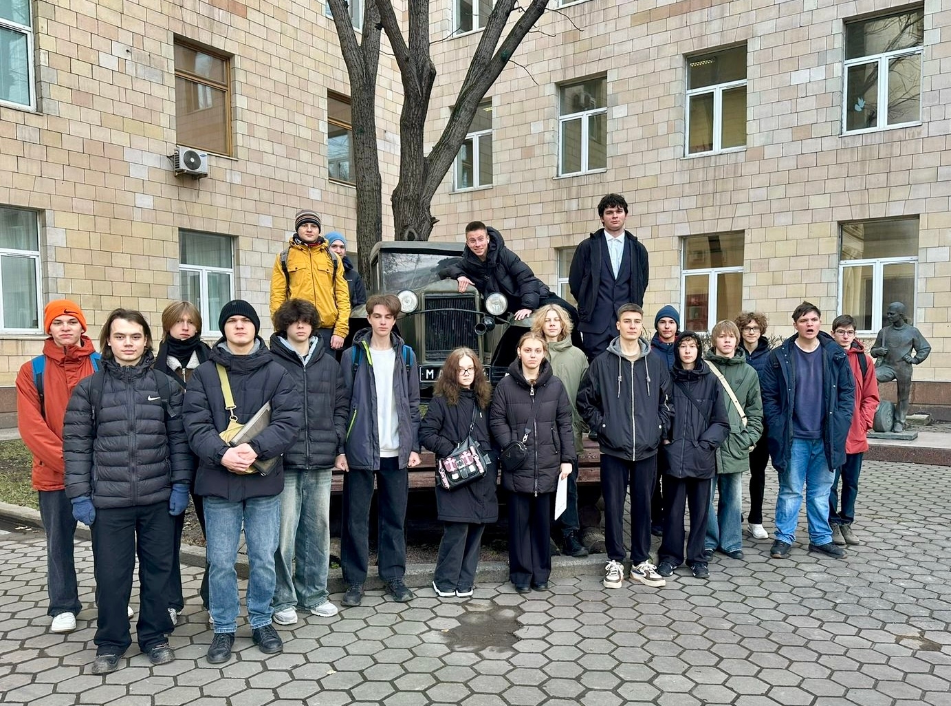 Десятиклассники школы №1770 посетили МАДИ. Фото: официальная страница школы №1770 в социальных сетях