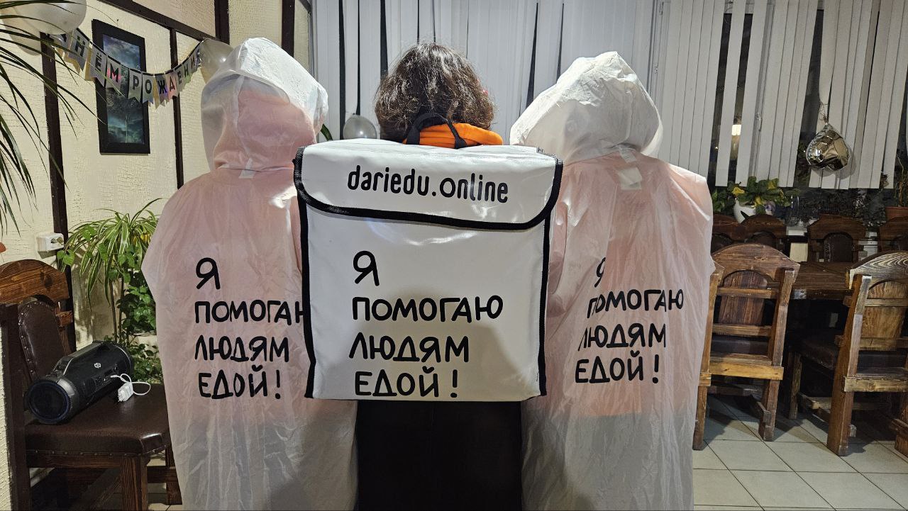 Волонтеры Колледжа связи №54 имени Петра Вострухина приняли участие в акции фонда «Дари еду». Фото: официальный Telegram-канал Колледжа связи №54 имени Петра Вострухина